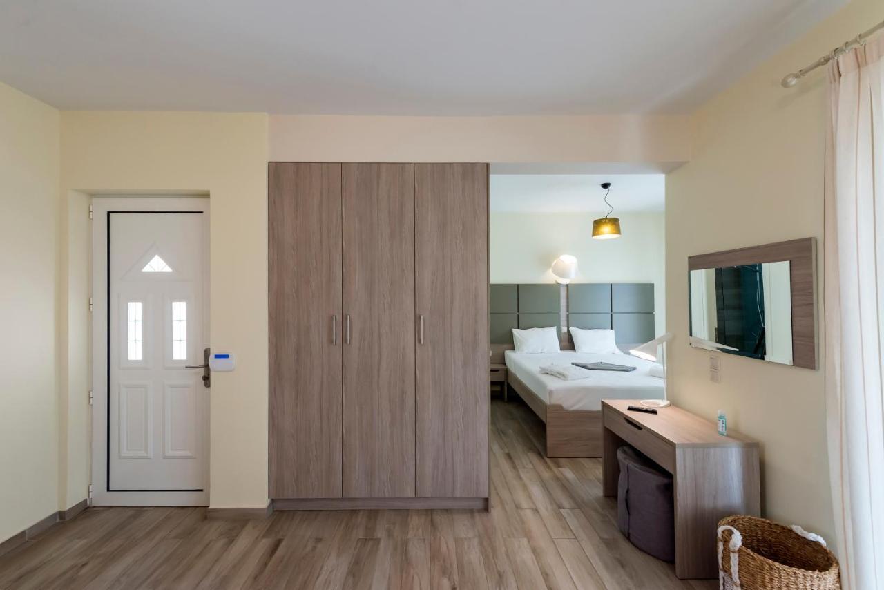 Venus Villa With Private Pool, 2Min To The Beach 菲尼孔塔 外观 照片