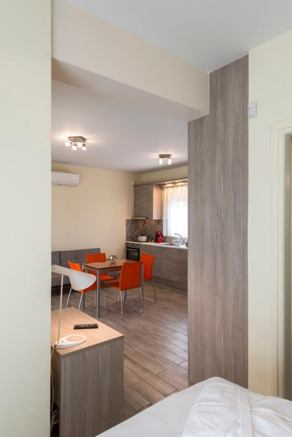 Venus Villa With Private Pool, 2Min To The Beach 菲尼孔塔 外观 照片